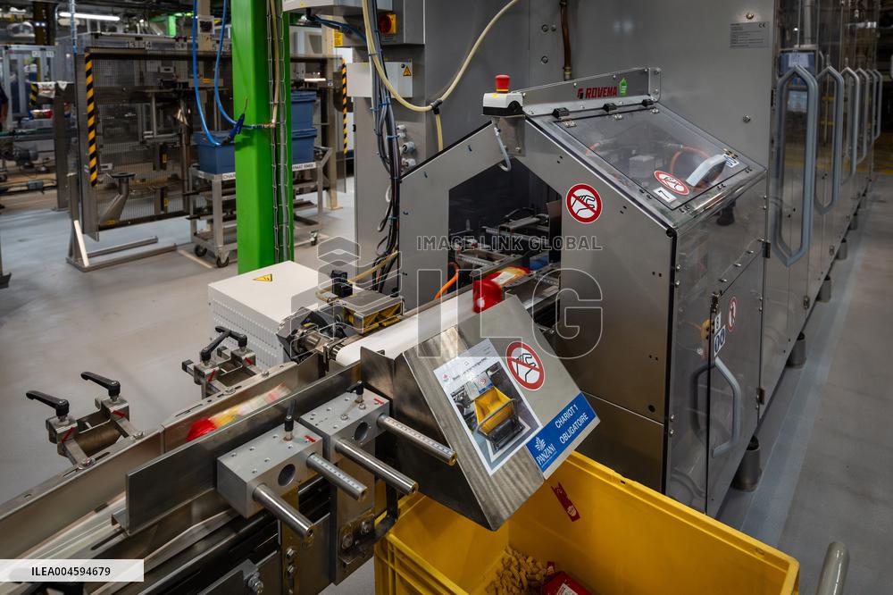 Annie Genevard Visits Panzani Plant - France