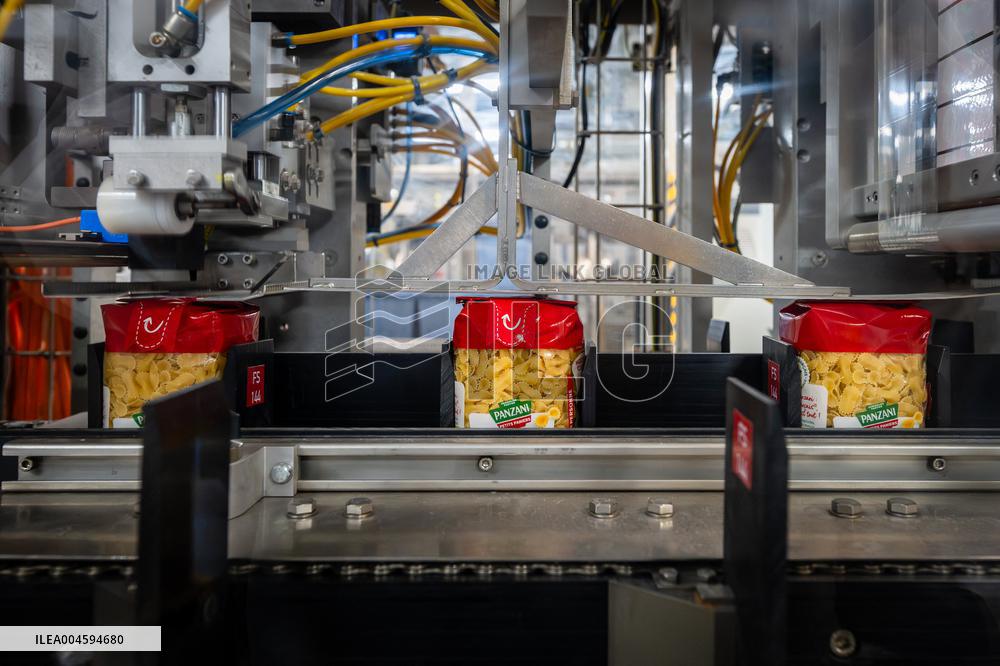 Annie Genevard Visits Panzani Plant - France