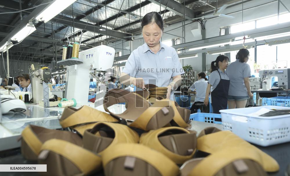 Huading Shoes Export