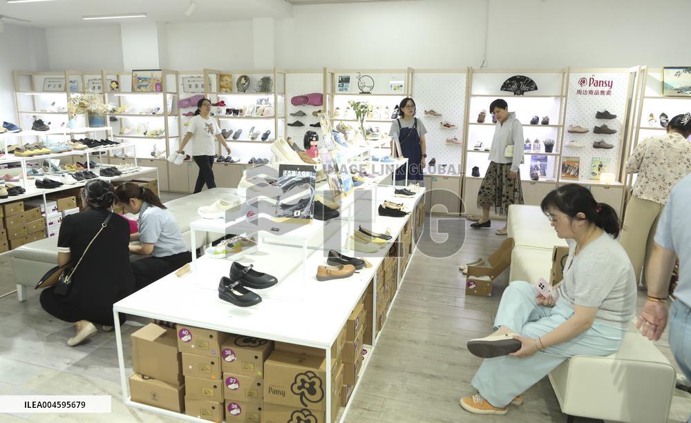 Huading Shoes Export