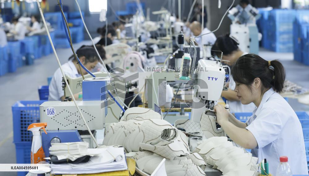 Huading Shoes Export