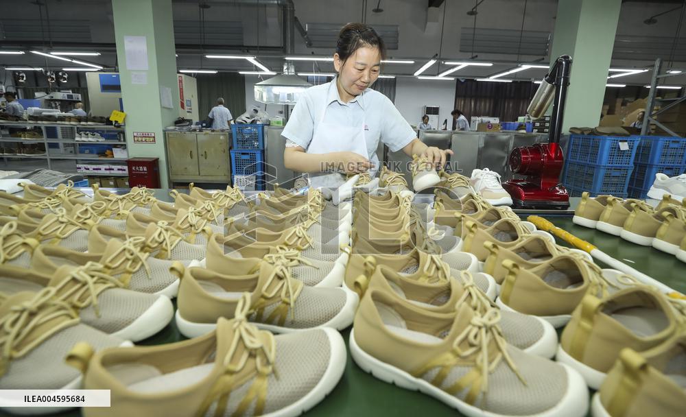 Huading Shoes Export