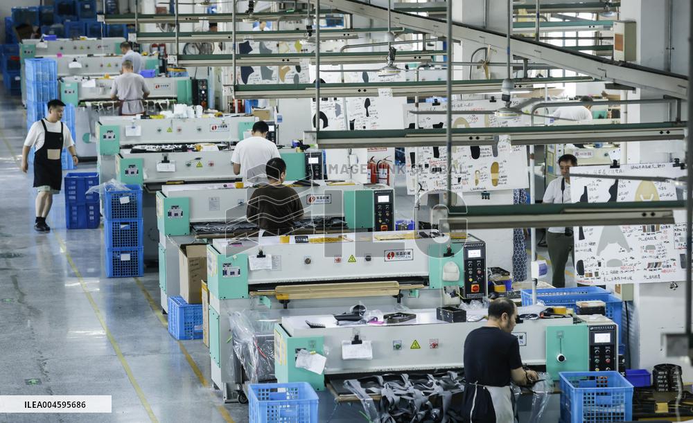 Huading Shoes Export