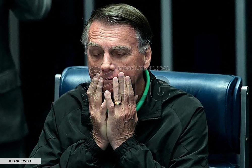 Legal Restrictions On Former President Bolsonaro And His Son - Brazilia