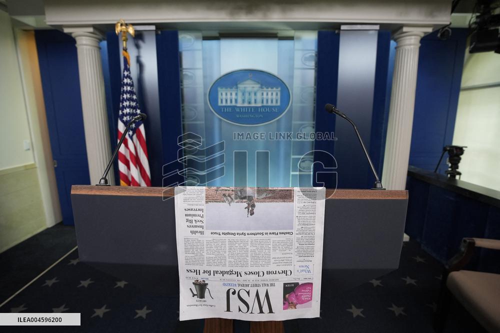 Illustration - Wall Street Journal at the White House - Washington