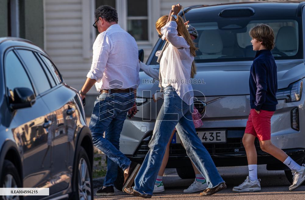 PRINCESS MADELEINE AND CHRIS IN BORGHOLM