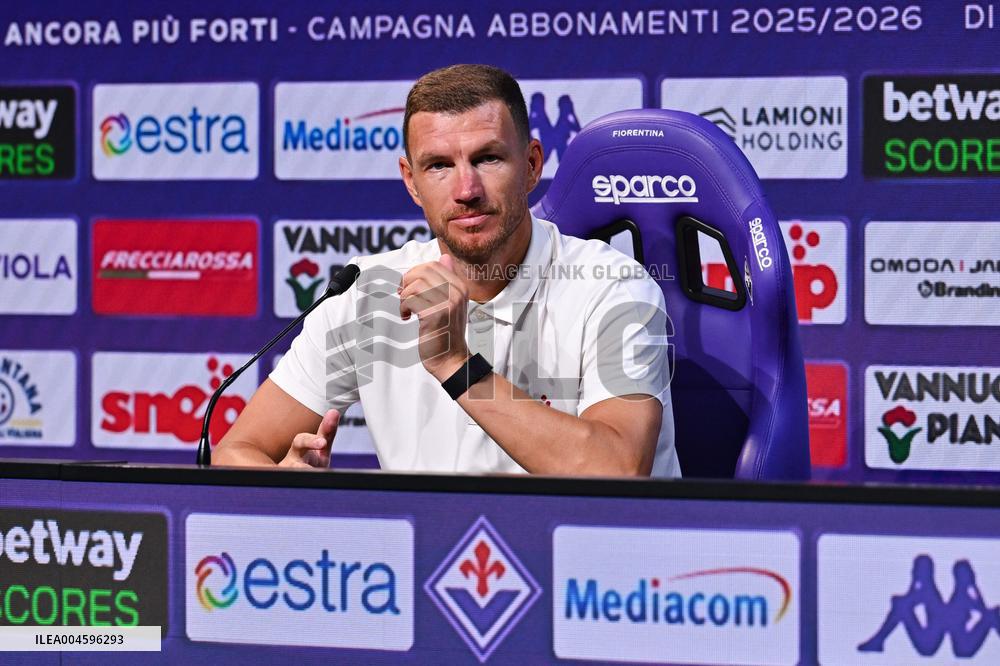 CALCIO - Serie A - Presentation of ACF Fiorentina's new player Edin Dzeko