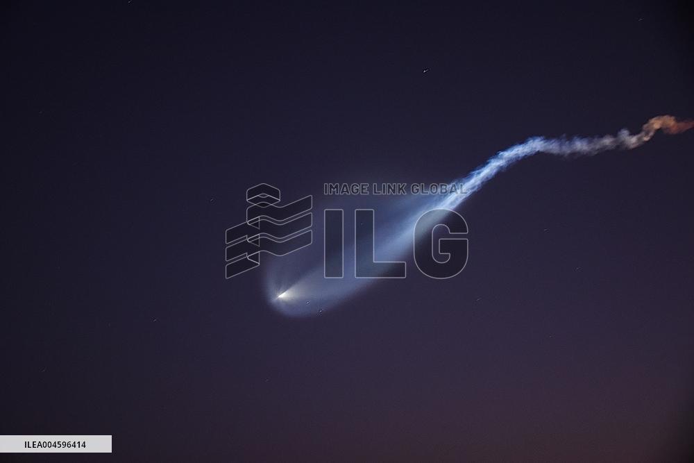 Space X Falcon 9 Launch - California