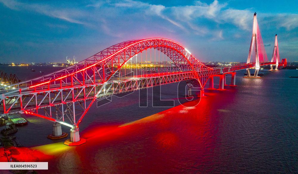 Changtai Yangtze River Bridge Landscape Lighting Test