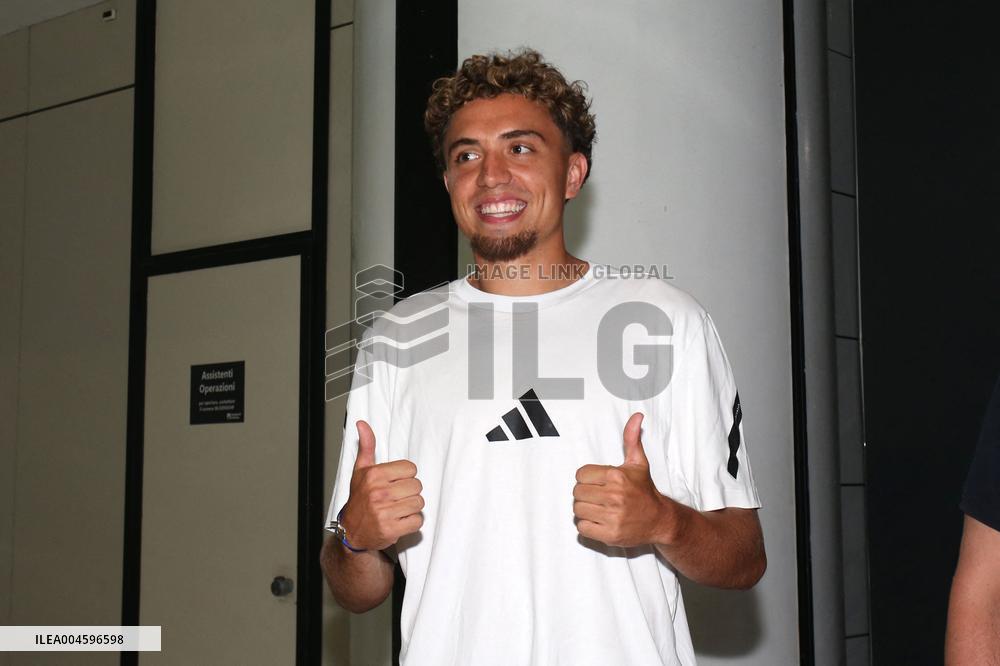 CALCIO - Serie A - Neil El Aynaoui is AS Roma's new signing