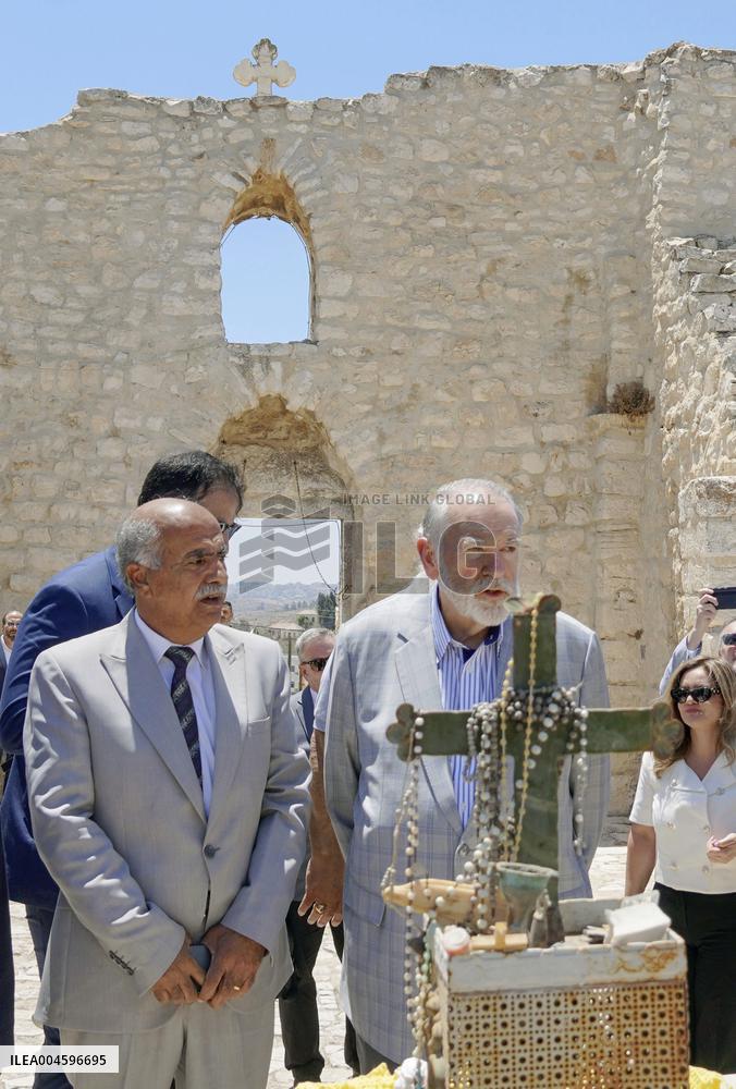 U.S. envoy visits arson site in West Bank village