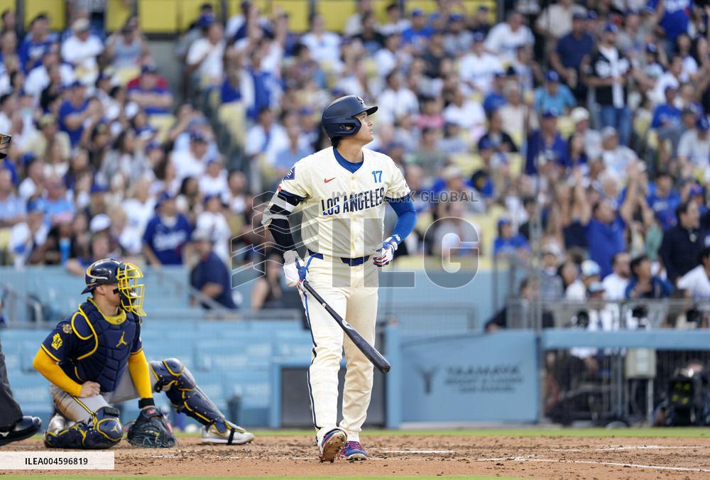 Baseball: Brewers vs. Dodgers