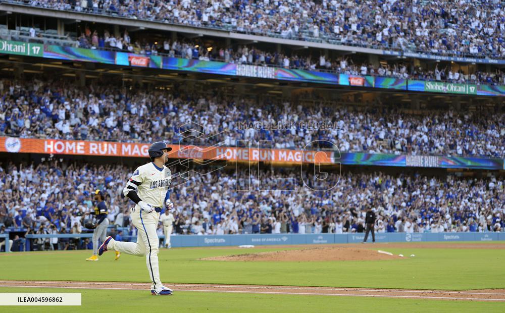 Baseball: Brewers vs. Dodgers