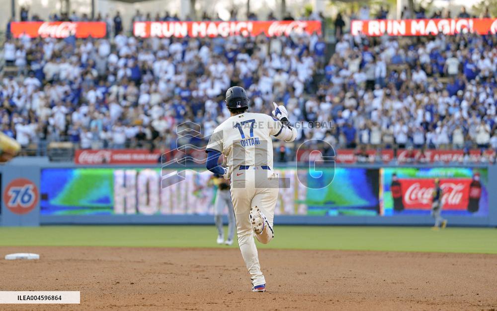 Baseball: Brewers vs. Dodgers