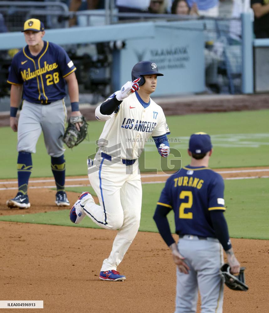Baseball: Brewers vs. Dodgers
