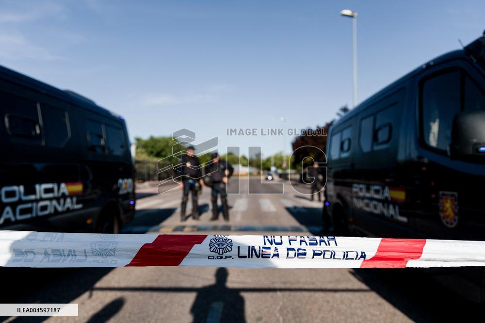 Protest in Alcalá de Henares Calls for Closure of Illegal Drug Center - Madrid