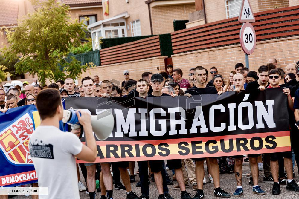 Protest in Alcalá de Henares Calls for Closure of Illegal Drug Center - Madrid