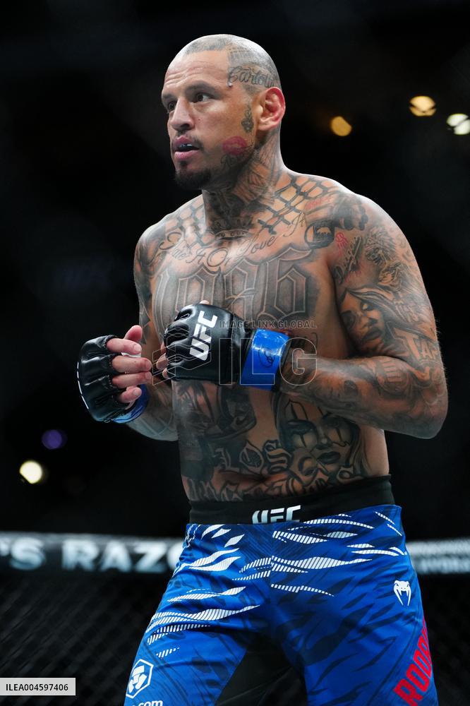 UFC318: Holland v Rodriguez