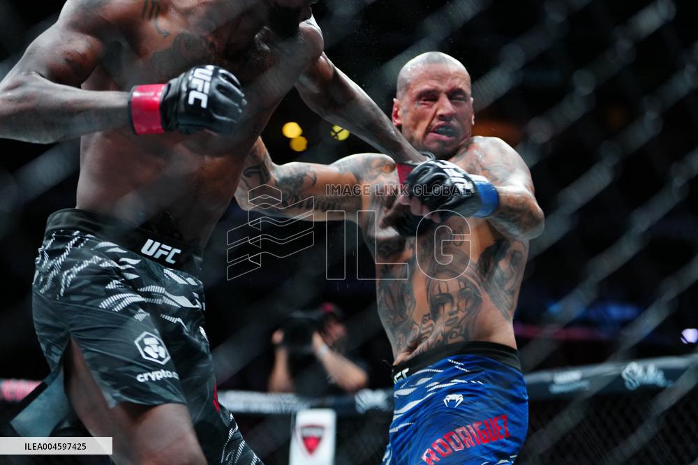 UFC318: Holland v Rodriguez