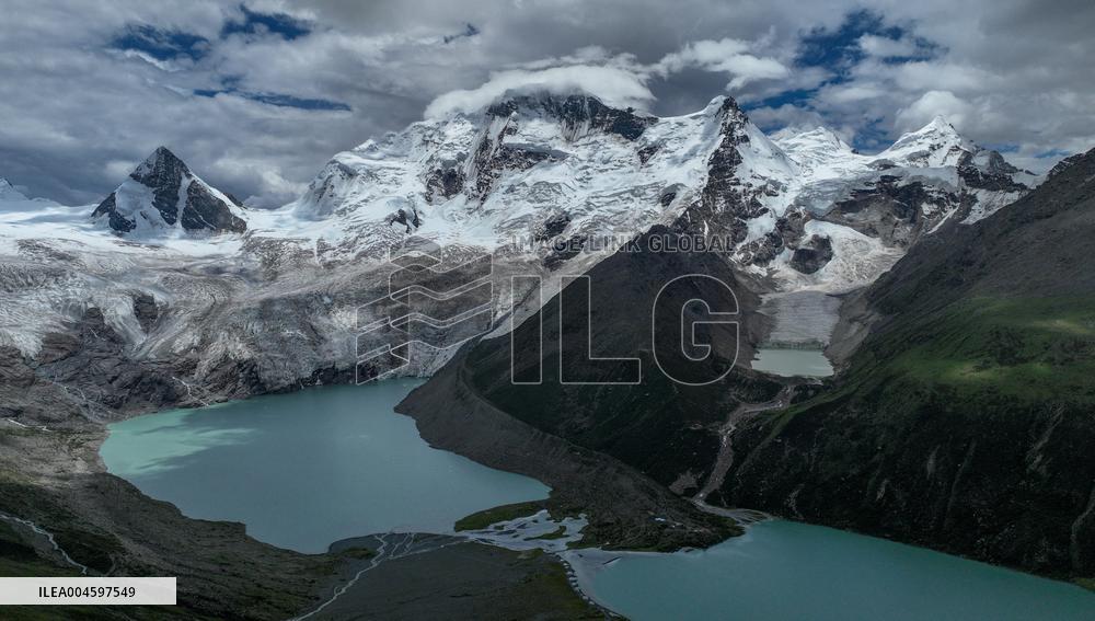 Sapukonglagabo Mountain - China