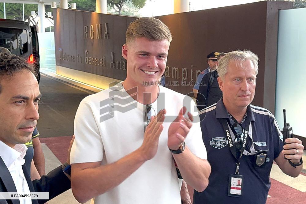 CALCIO - Altro - Evan Ferguson is AS Roma's new signing