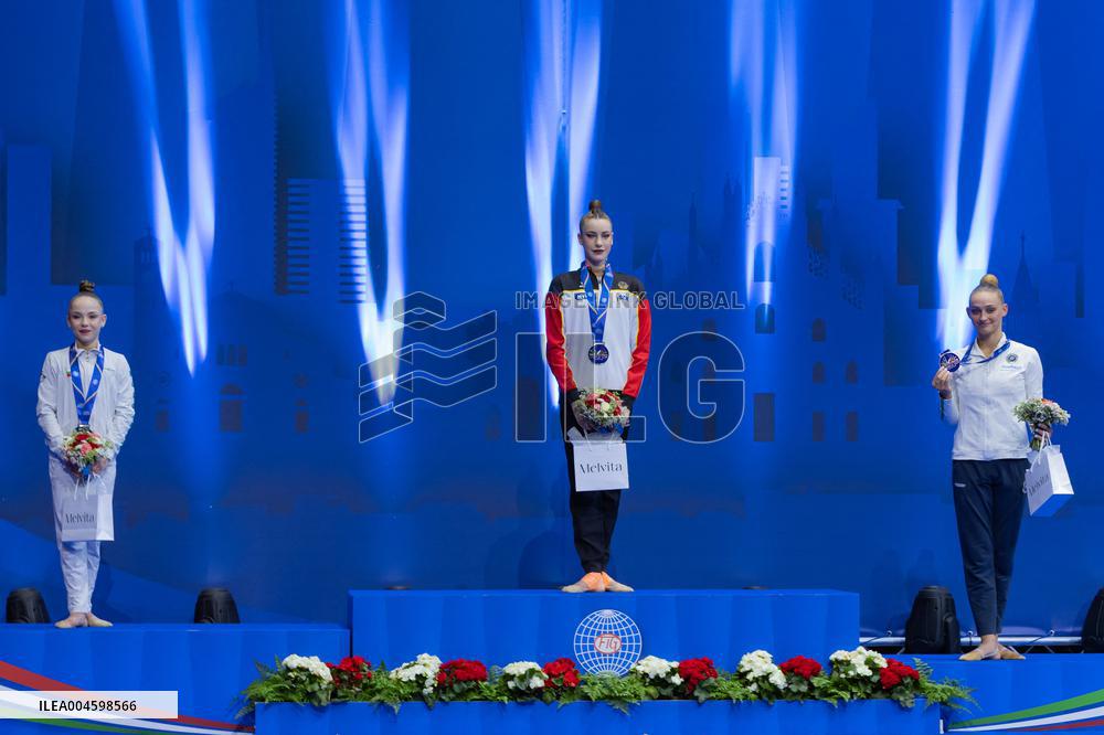 ALTRO - Ginnastica - Rhythmic Gymnastics - FIG World Cup Final