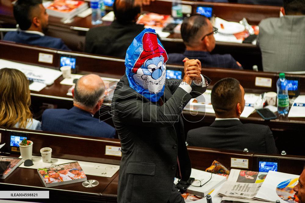 Colombian Congress Installs New Session Period