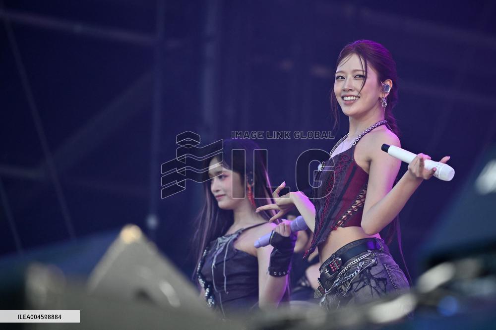 Lollapalooza Festival - Ive performs - Paris