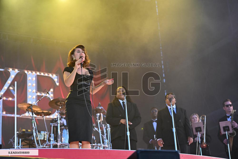 Lollapalooza Festival - Raye - Paris