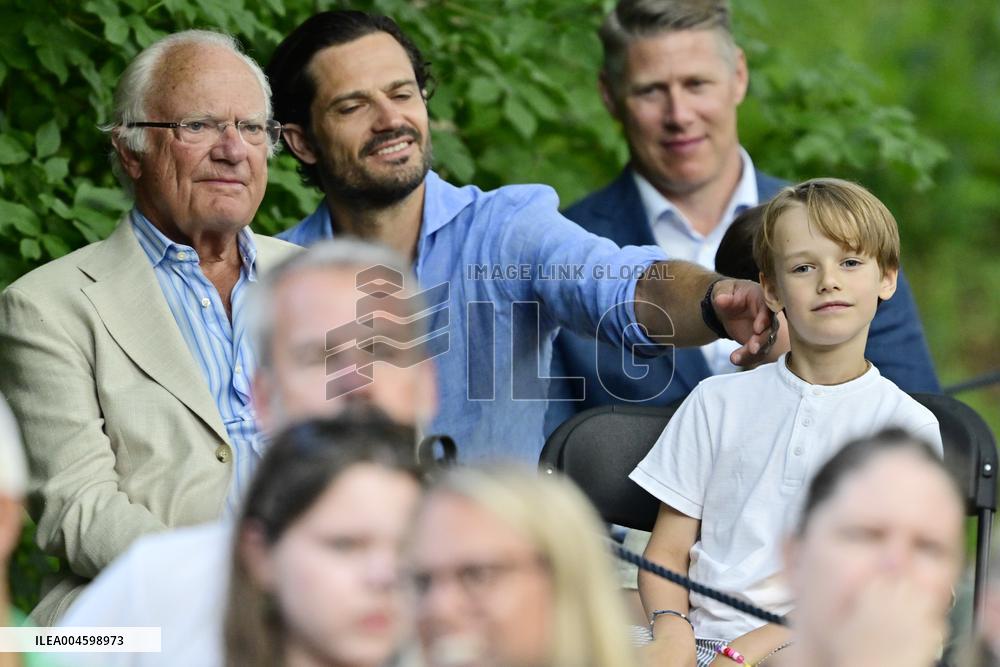 SWEDISH PRINCES CONCERT