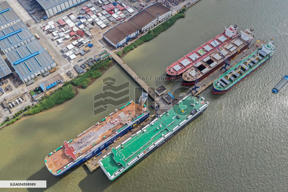 Ships Manufacturing in Yangzhou