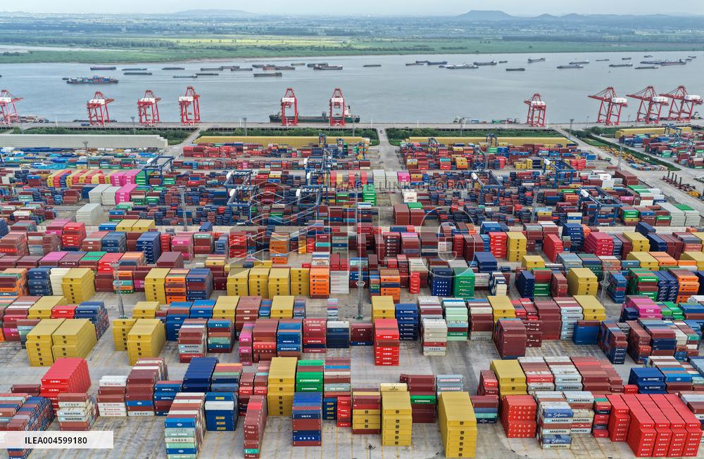 China Nanjing Longtan Port