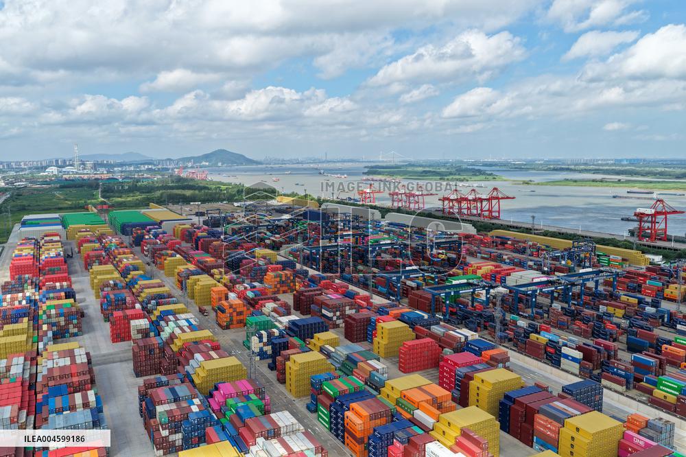 China Nanjing Longtan Port