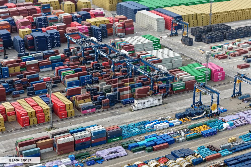 China Nanjing Longtan Port