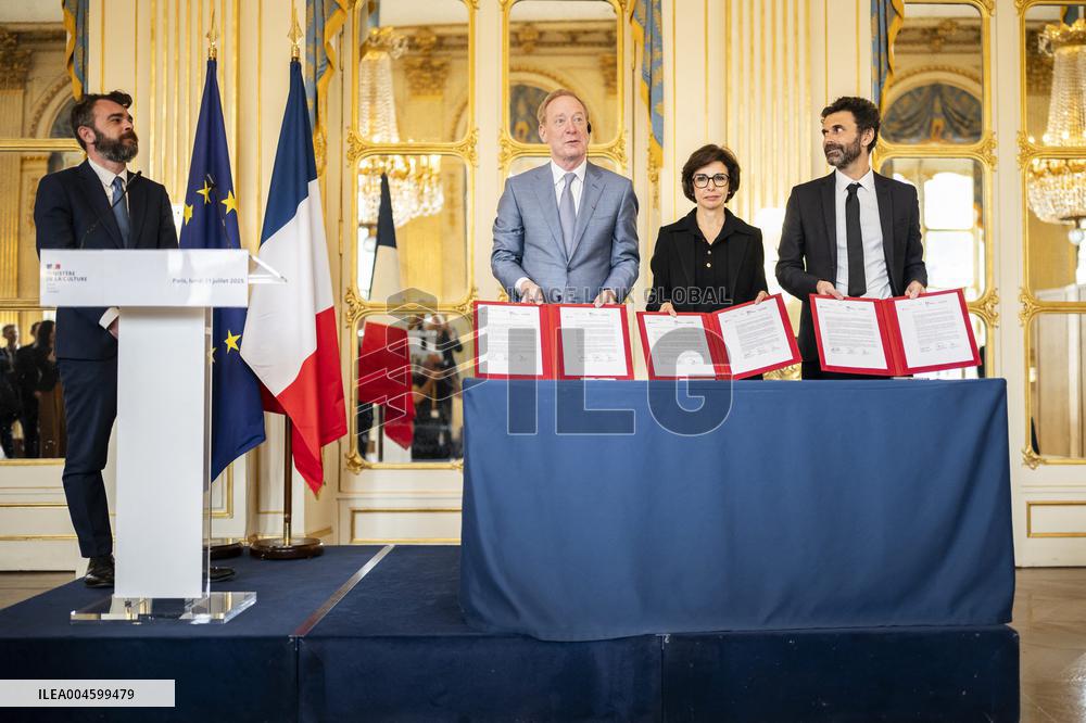 Rachida Dati At Signing Ceremony To Create Notre Dame Cathedral Digital Twin - Paris