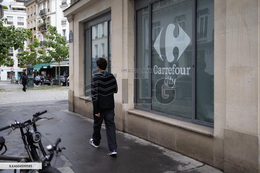 Paris Elite In Revolt Over Supermarket Opening - Paris