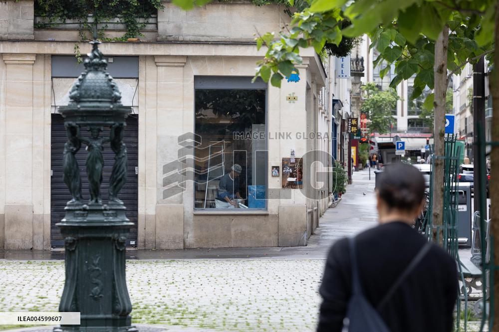 Paris Elite In Revolt Over Supermarket Opening - Paris