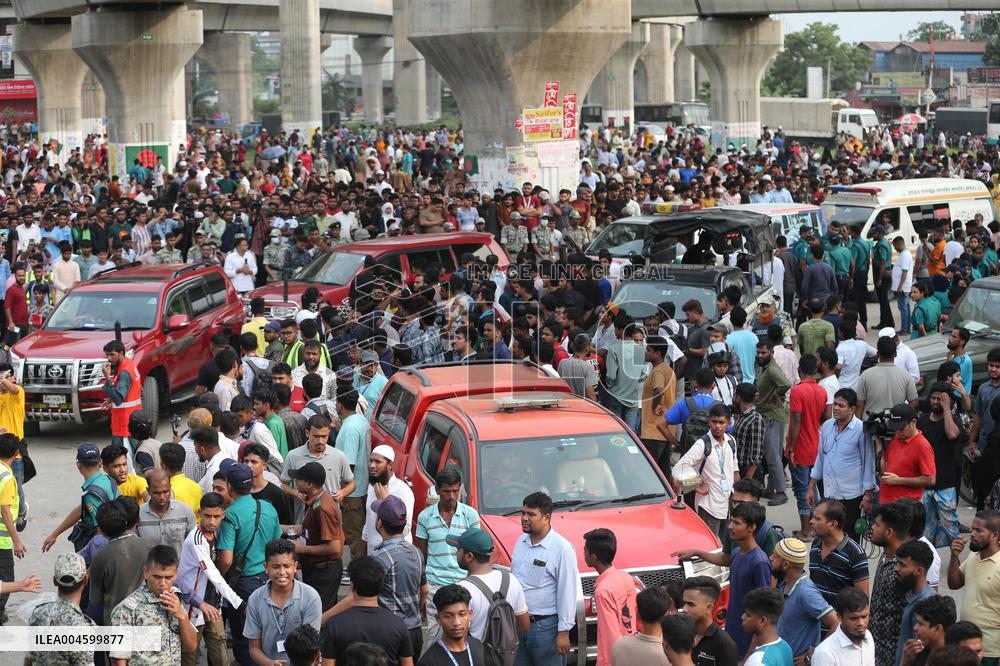 Air Force Training Jet Crash On School Campus - Dhaka