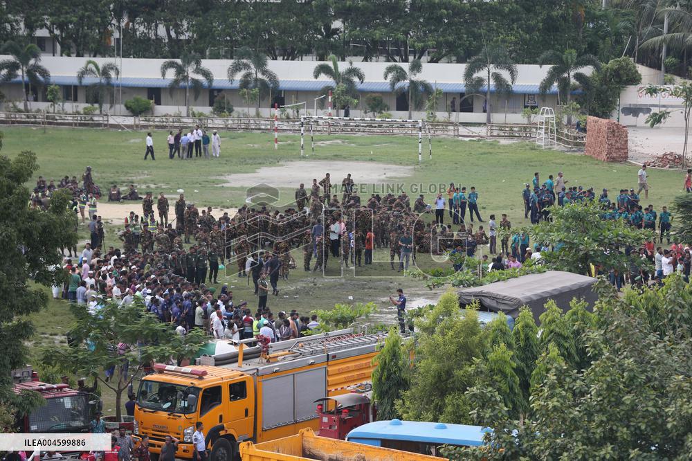 Air Force Training Jet Crash On School Campus - Dhaka