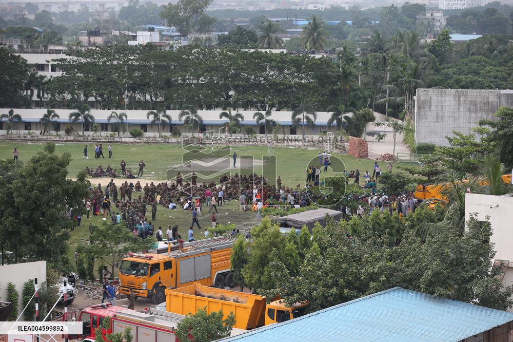 Air Force Training Jet Crash On School Campus - Dhaka