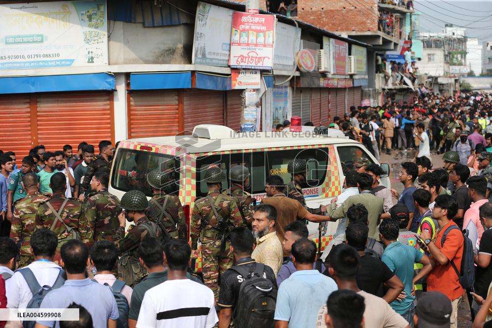 Air Force Training Jet Crash On School Campus - Dhaka
