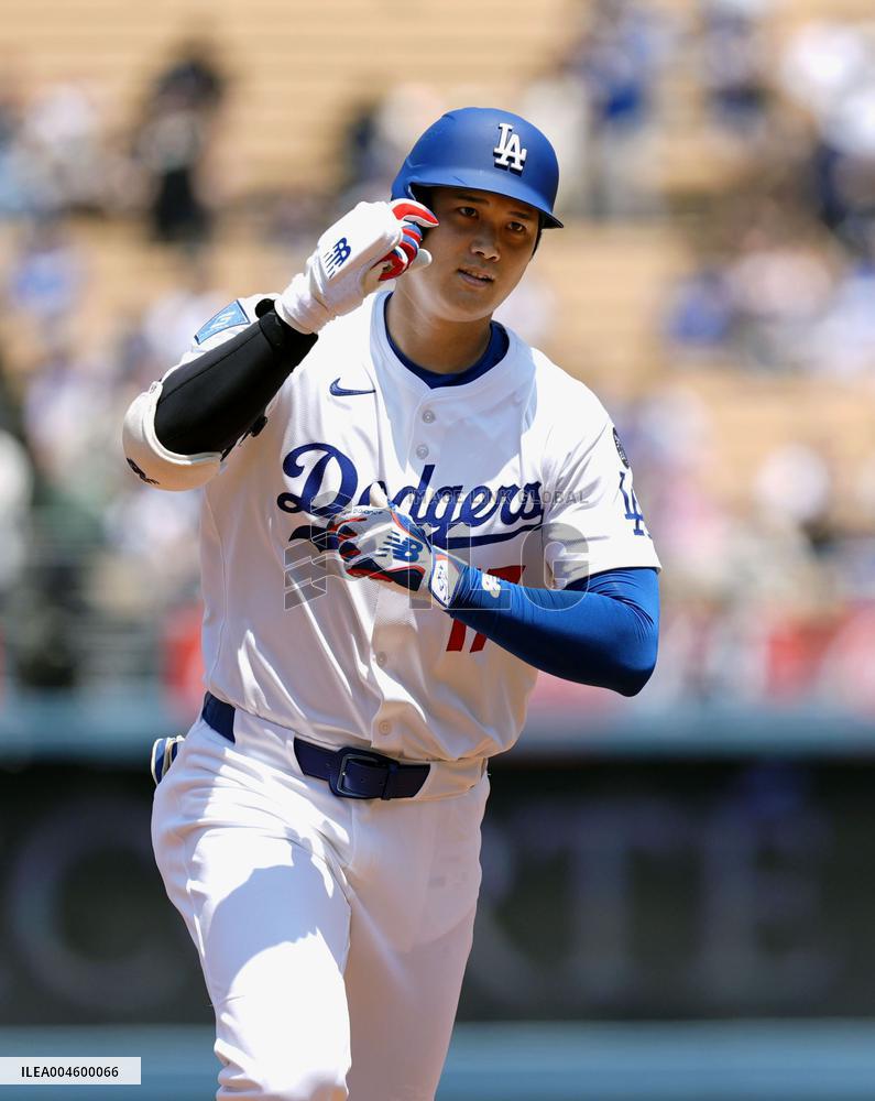 Baseball: Brewers vs. Dodgers