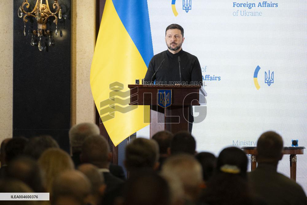 President of Ukraine Meets with Minister for Europe and Foreign Affairs of France - Kiyv