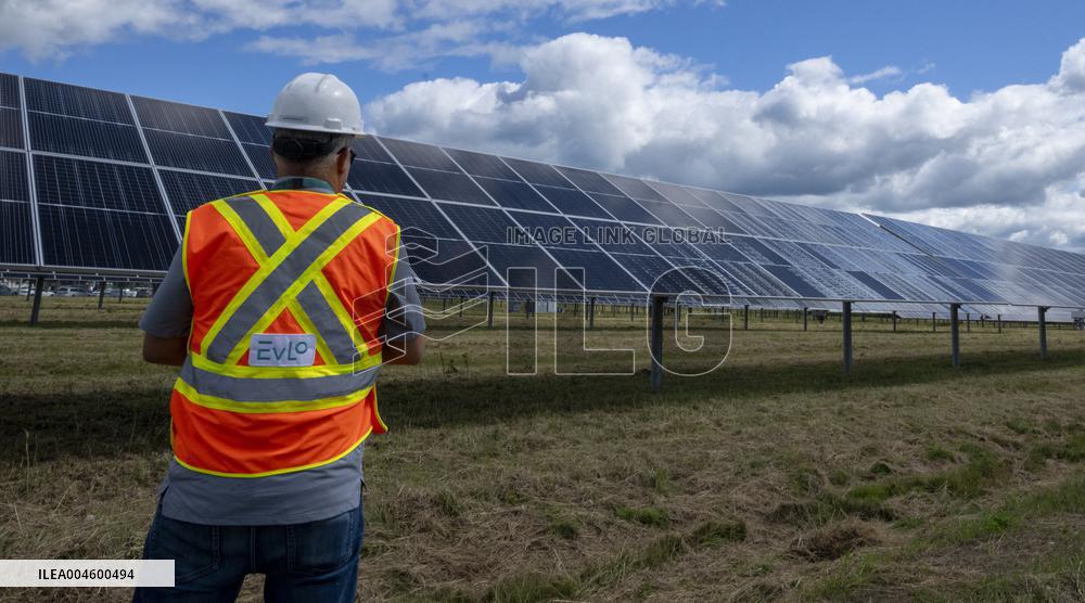 Robert-A.-Boyd Solar Power Plant - Canada