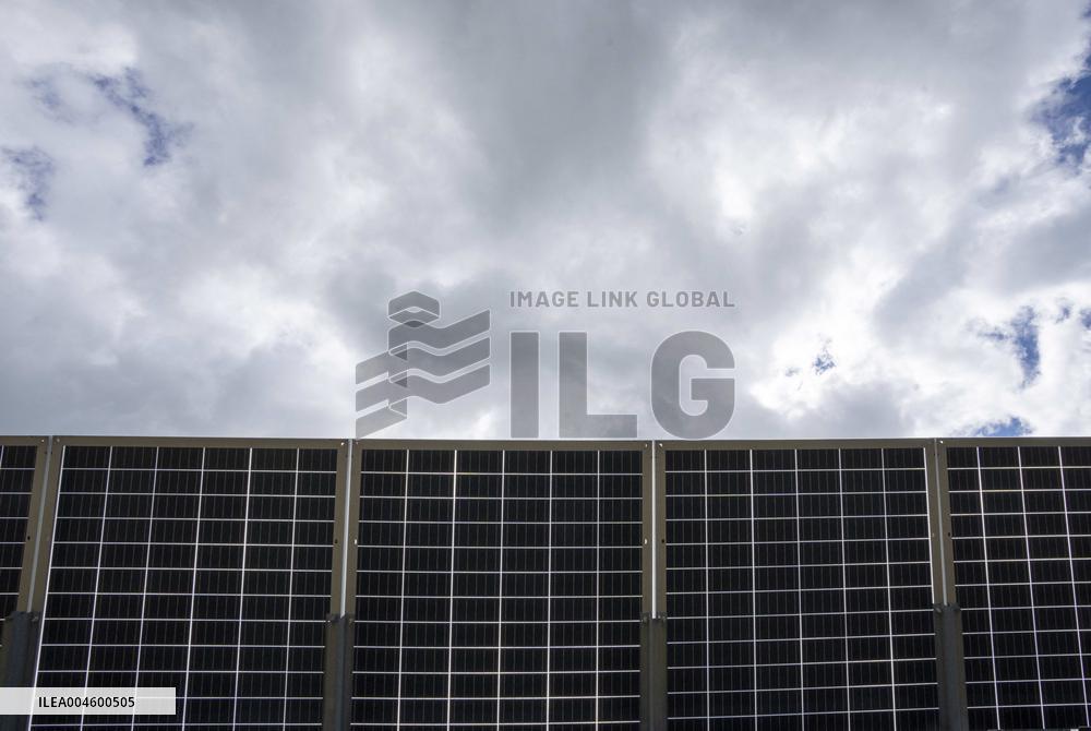 Robert-A.-Boyd Solar Power Plant - Canada