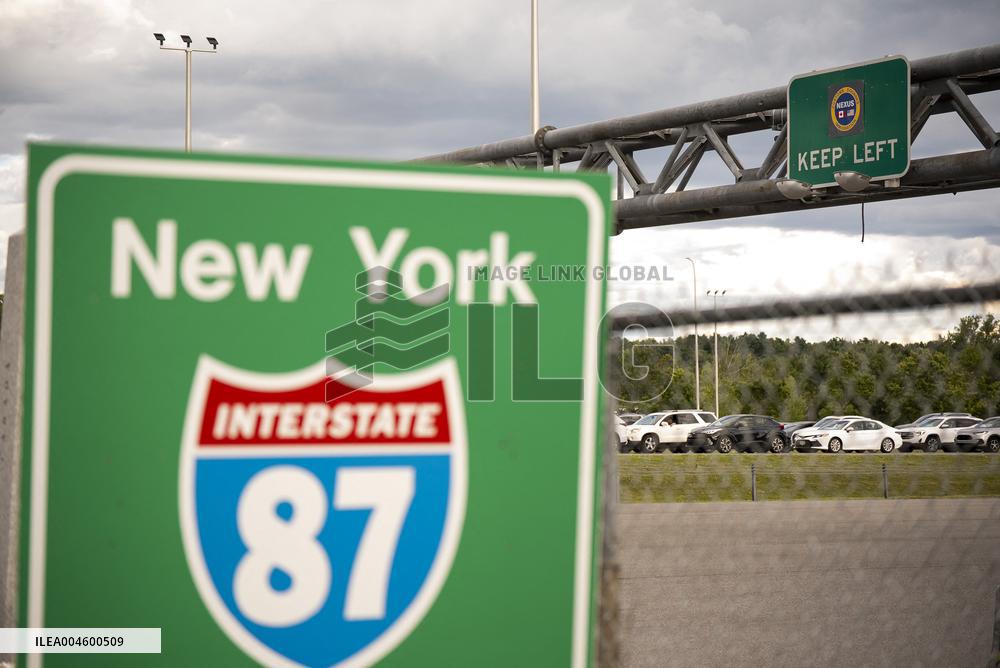 United Stades And Canada Border - Canada