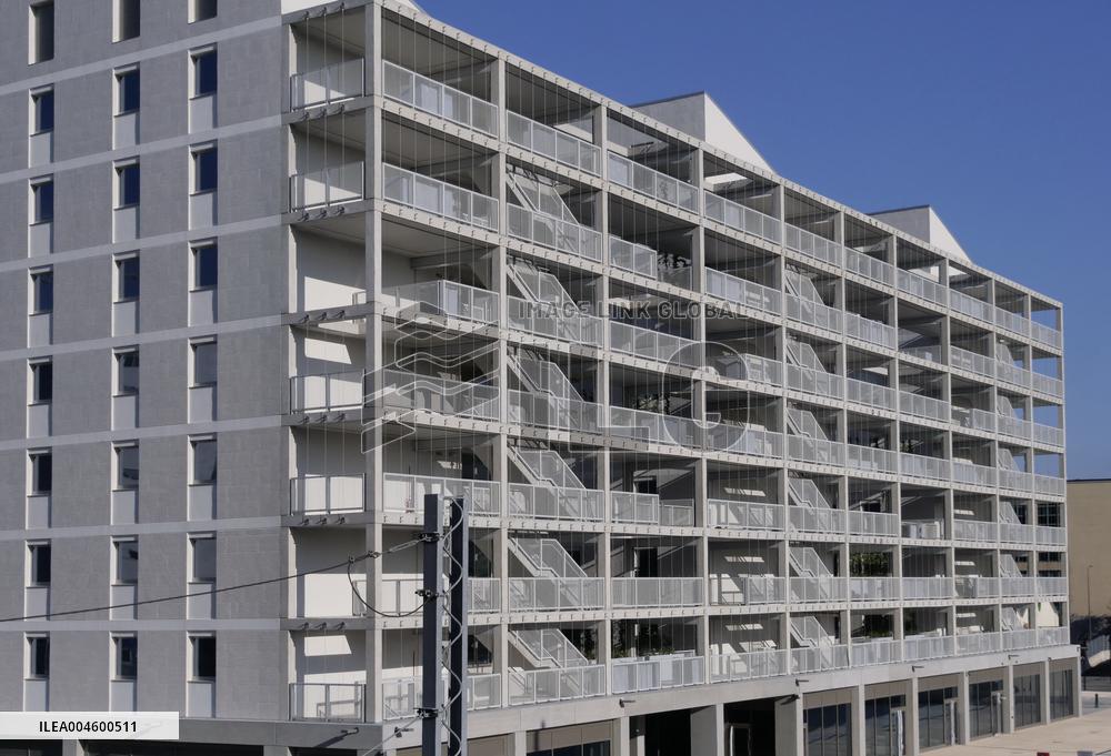 Work progresses on the Olympic Village - Milan