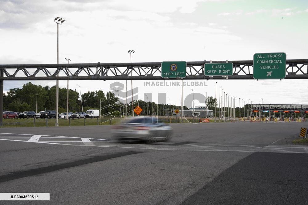 United Stades And Canada Border - Canada
