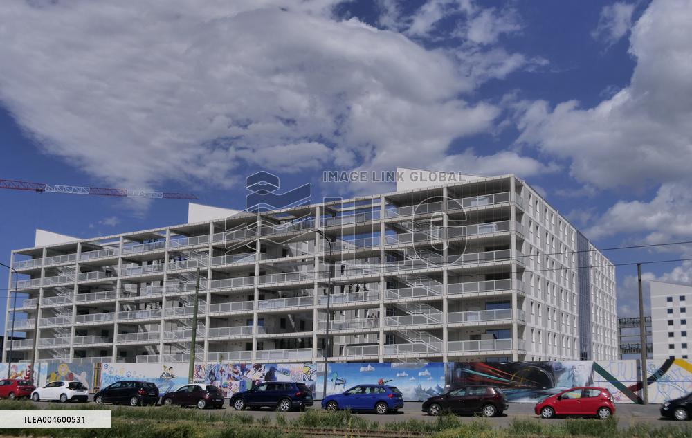 Work progresses on the Olympic Village - Milan