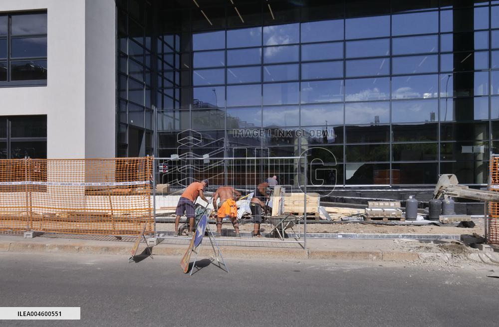 Work progresses on the Olympic Village - Milan